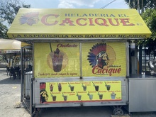 &lsquo;El Cacique&rsquo;: 45 a&ntilde;os de dulce tradici&oacute;n choladera