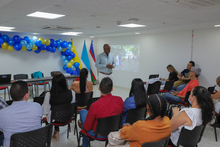 Docentes de la instituci&oacute;n educativa INEM recibieron el certificado del manejo del curso Moodle