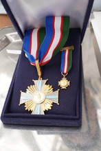 &ldquo;Reconocemos su esfuerzo por cuida la vida&rdquo;: alcalde Ospina al general Le&oacute;n Montes