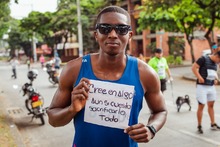 Cale&ntilde;os y comunidades ind&iacute;genas corrieron por la reconciliaci&oacute;n y la paz