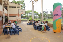 Juntos Aprendemos Viajera visit&oacute; la IEO Monse&ntilde;or Ram&oacute;n Arcila