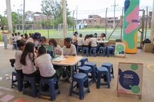 Juntos Aprendemos Viajera visit&oacute; la IEO Monse&ntilde;or Ram&oacute;n Arcila