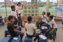 Juntos Aprendemos Viajera visit&oacute; la IEO Monse&ntilde;or Ram&oacute;n Arcila