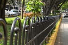 Cali avanza en la recuperaci&oacute;n de sus separadores viales