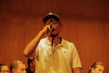 &lsquo;V&eacute;rsame mucho&rsquo;, un di&aacute;logo polif&oacute;nico entre el bolero y la poes&iacute;a