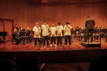 &lsquo;V&eacute;rsame mucho&rsquo;, un di&aacute;logo polif&oacute;nico entre el bolero y la poes&iacute;a