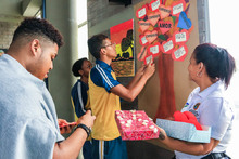 Inici&oacute; la campa&ntilde;a de sensibilizaci&oacute;n de buen trato a la persona mayor