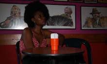 &lsquo;V&eacute;rsame mucho&rsquo;, un di&aacute;logo polif&oacute;nico entre el bolero y la poes&iacute;a