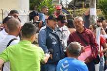 En el V Gobierno al Barrio, alcalde Ospina dialog&oacute; con la gente de la Comuna 20
