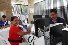 Hacienda m&aacute;s cerca de ti, en la Comuna 20, atendi&oacute; las necesidades de los contribuyentes 