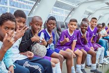 Ni&ntilde;os de Olaya Herrera disfrutaron su visita al coraz&oacute;n del deporte cale&ntilde;o