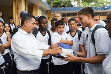 Comunidad del barrio El Guabal recibi&oacute; al alcalde Jorge Iv&aacute;n Ospina, en la sexta jornada de Gobierno al Barrio 