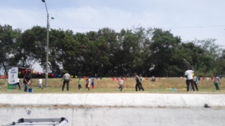 Siembra de jardines y oferta institucional en el barrio Alfonso L&oacute;pez 