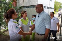 Con palas, escobas y pintura se cumpli&oacute; la minga en planteles educativos 