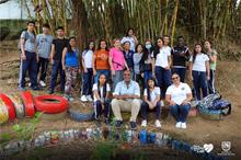 Con palas, escobas y pintura se cumpli&oacute; la minga en planteles educativos 