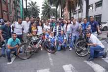 Vivienda le camin&oacute;, le patin&oacute; y le pedale&oacute; al d&iacute;a sin carro