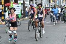 El Ciclopat&iacute;n Paseo, una fiesta por la movilidad sostenible, que ni la lluvia logr&oacute; frenar