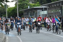 El Ciclopat&iacute;n Paseo, una fiesta por la movilidad sostenible, que ni la lluvia logr&oacute; frenar