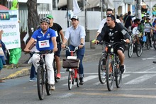 El Ciclopat&iacute;n Paseo, una fiesta por la movilidad sostenible, que ni la lluvia logr&oacute; frenar