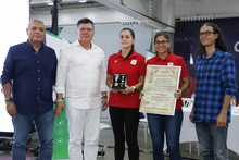 &ldquo;Ustedes son referente de liderazgo para incentivar el f&uacute;tbol en las ni&ntilde;as&rdquo;: alcalde Ospina