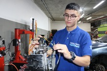 Ser t&eacute;cnicos en mec&aacute;nica de motos era un sue&ntilde;o y se les hizo realidad con Todas y Todos a Estudiar