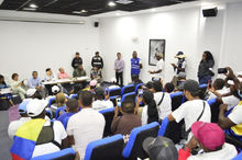 Se crea mesa de di&aacute;logo con manifestantes que habitan en el sector de navarro