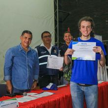 Los &lsquo;Talentos Egresados&rsquo; de &lsquo;Todas y Todos a Estudiar&rsquo; se certificaron en Univalle