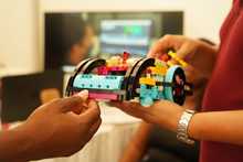 La rob&oacute;tica fue centro de atenci&oacute;n durante feria de servicios en la comuna 20