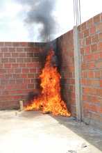 Autoridades encuentran artefactos explosivos durante operativos de desalojo en Navarro