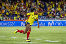 M&aacute;s de 36.000 asistentes y 3 goles de las colombianas engalanaron el Pascual