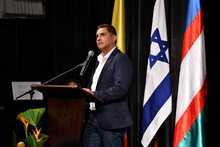 &ldquo;Feria del Libro, un espacio para construir consensos y reconciliaci&oacute;n&rdquo;: alcalde Ospina 