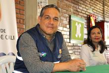 Administraci&oacute;n entreg&oacute; triciclos y dotaciones a recicladores afectados por incendio en Silo&eacute;