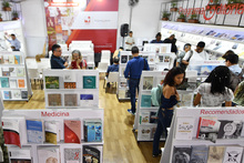 Yoav Eshed deslumbr&oacute; con los sonidos de Jazz en la Feria del Libro.