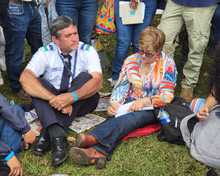 Manipuladoras de alimentos y doctores  piden al Presidente ser tenidos en cuenta