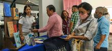 M&aacute;s de 75.000 visitantes en dos d&iacute;as de actividades.  Record de la Feria Internacional del Libro de Cali