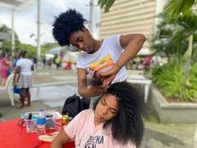 Tejiendo Esperanzas, el encuentro de peinadoras que resignifica la est&eacute;tica afro