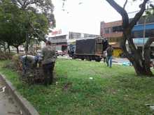 Segunda jornada amor por Cali  liber&oacute; corredores viales de 48 toneladas de residuos 