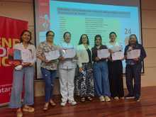 Salud P&uacute;blica fue condecorada por su esfuerzo en la lucha contra la poliomielitis