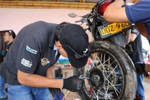 J&oacute;venes de Todas y Todos a Estudiar practican en brigadas de mantenimiento