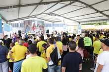Familiares de las jugadoras y la hinchada disfrutaron de la final del Mundial Femenino en pantalla gigante