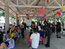Los ni&ntilde;os y ni&ntilde;as del barrio Villa del Sur gozaron su fiesta, organizada por la Junta Comunal 
