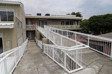 Nueva infraestructura educativa estrenan 600 estudiantes cale&ntilde;os