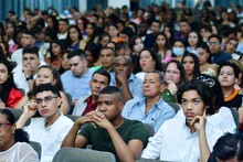 M&aacute;s de 500 habitantes de las comunas 1,15,16 y 19 se graduaron de los diplomados TIC de la Alcald&iacute;a de Cali