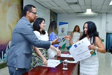 M&aacute;s de 500 habitantes de las comunas 1,15,16 y 19 se graduaron de los diplomados TIC de la Alcald&iacute;a de Cali