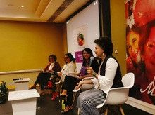 Intercambios de experiencias en el seminario: Di&aacute;logos interculturales sobre el cuidado