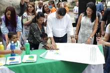 Semana Distrital por la Primera Infancia comenz&oacute; con la firma de un pacto de ni&ntilde;as y ni&ntilde;os con la Alcald&iacute;a de Cali