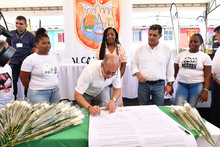 Pacto por la conservaci&oacute;n de la memoria y la construcci&oacute;n de paz en Llano Verde