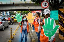 Promotores de Convivencia Vial contin&uacute;an su trabajo pedag&oacute;gico en las calles de Cali