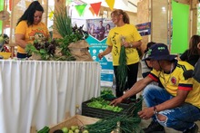 Feriat&oacute;n de emprendimientos adelant&oacute; las compras navide&ntilde;as en Cali 