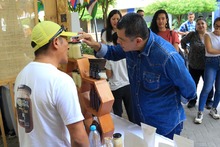 Feriat&oacute;n de emprendimientos adelant&oacute; las compras navide&ntilde;as en Cali 